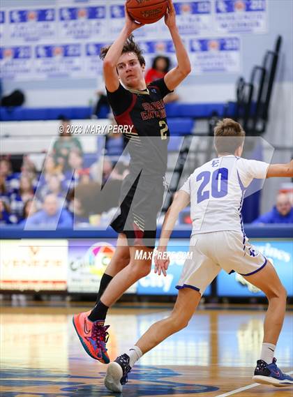 Thumbnail 3 in Serra Catholic @ Ellwood City photogallery.