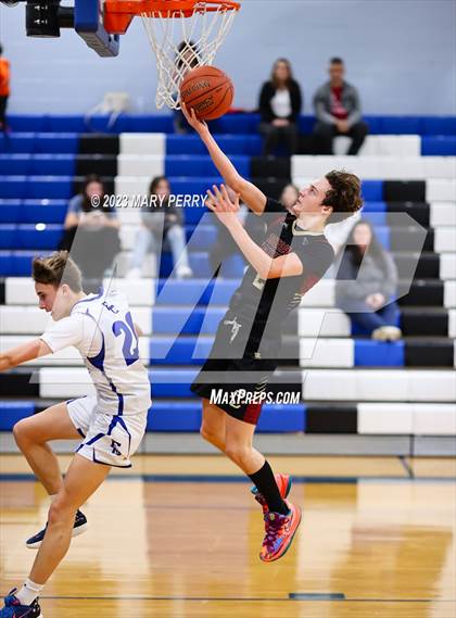 Thumbnail 3 in Serra Catholic @ Ellwood City photogallery.