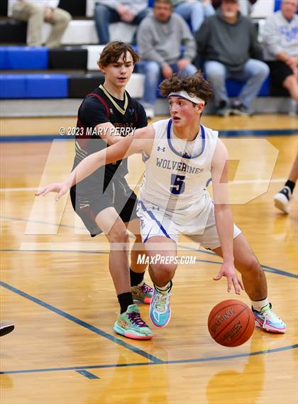 Thumbnail 1 in Serra Catholic @ Ellwood City photogallery.