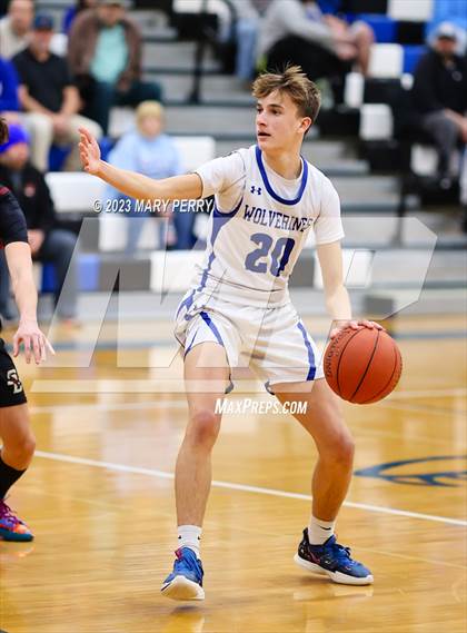 Thumbnail 2 in Serra Catholic @ Ellwood City photogallery.