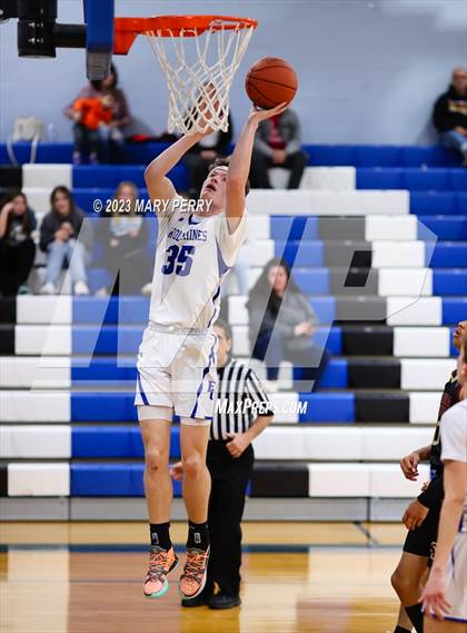 Thumbnail 1 in Serra Catholic @ Ellwood City photogallery.