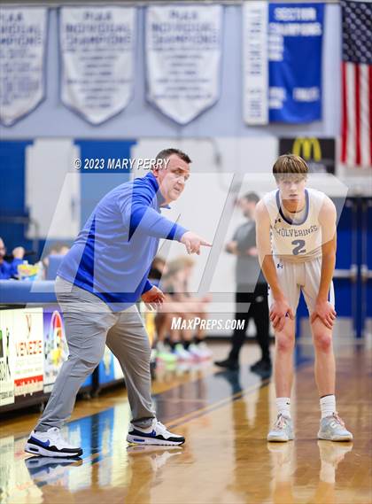 Thumbnail 1 in Serra Catholic @ Ellwood City photogallery.