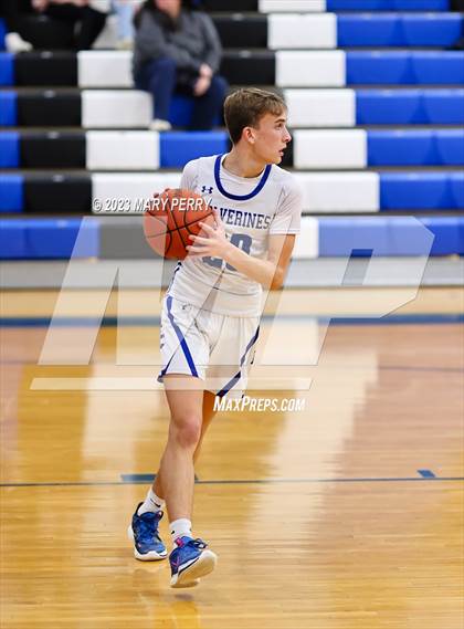 Thumbnail 3 in Serra Catholic @ Ellwood City photogallery.
