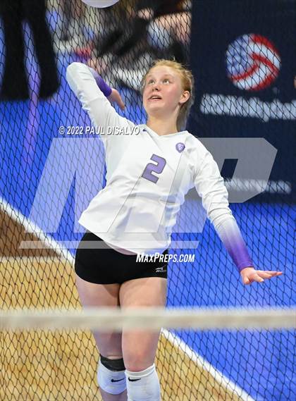 Thumbnail 2 in Lutheran vs. Windsor (CHSAA 4A Q-Final) photogallery.