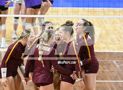 Thumbnail 2 in Lutheran vs. Windsor (CHSAA 4A Q-Final) photogallery.