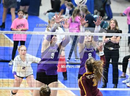 Thumbnail 3 in Lutheran vs. Windsor (CHSAA 4A Q-Final) photogallery.