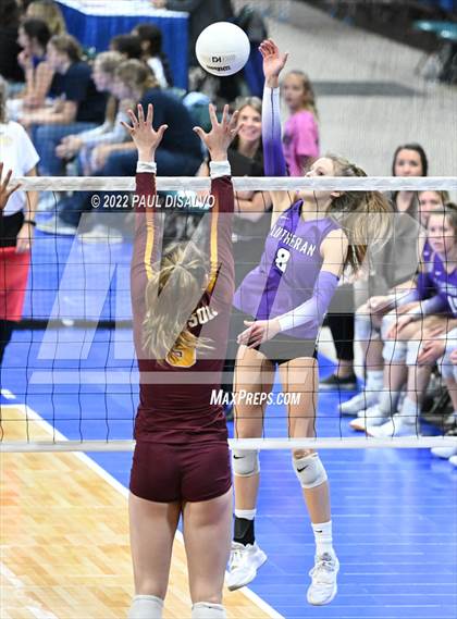 Thumbnail 2 in Lutheran vs. Windsor (CHSAA 4A Q-Final) photogallery.