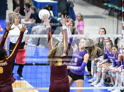 Thumbnail 3 in Lutheran vs. Windsor (CHSAA 4A Q-Final) photogallery.