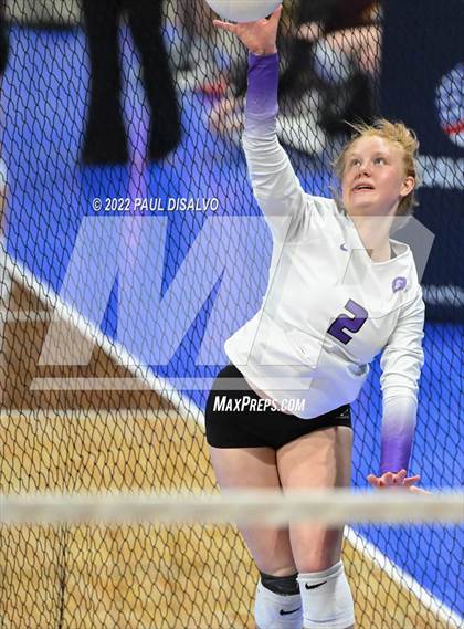 Thumbnail 3 in Lutheran vs. Windsor (CHSAA 4A Q-Final) photogallery.