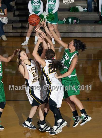 Thumbnail 2 in Morristown vs. Triton Central photogallery.