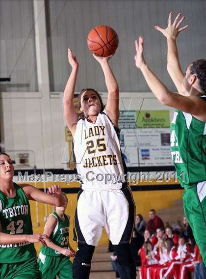 Thumbnail 3 in Morristown vs. Triton Central photogallery.