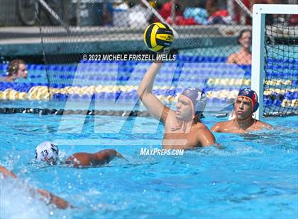 Thumbnail 2 in Mt.Carmel vs Valhalla (America's Finest City) photogallery.