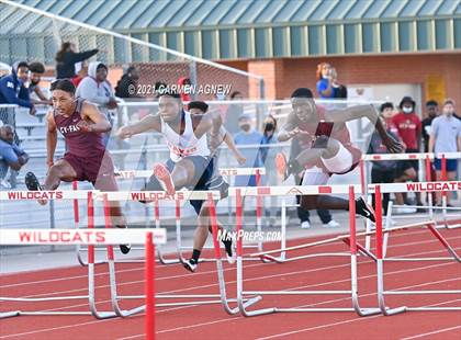 Thumbnail 2 in CFISD Invitational  photogallery.