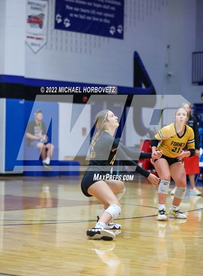 Thumbnail 1 in Forney @ Plano West photogallery.
