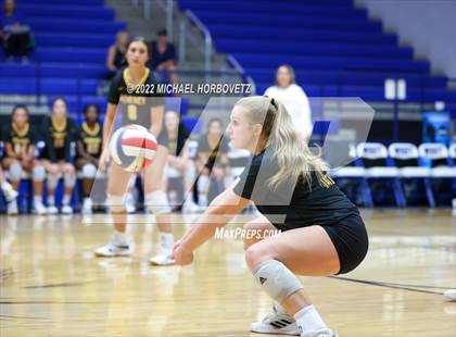 Thumbnail 3 in Forney @ Plano West photogallery.
