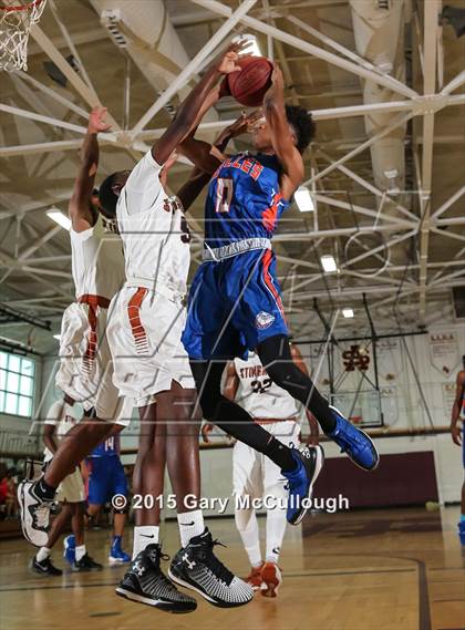 Thumbnail 3 in Bolles vs. Atlantic Coast photogallery.