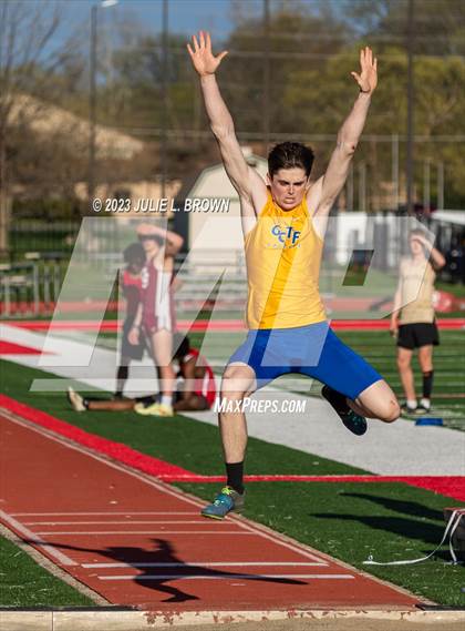 Thumbnail 1 in Bob Potter Field Events Classic (Long Jump) photogallery.