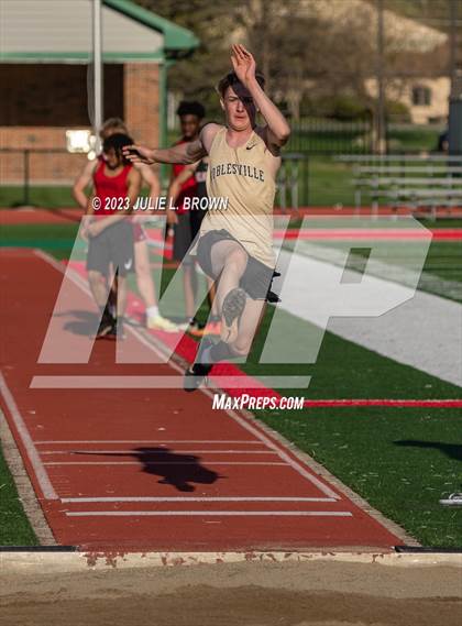 Thumbnail 2 in Bob Potter Field Events Classic (Long Jump) photogallery.