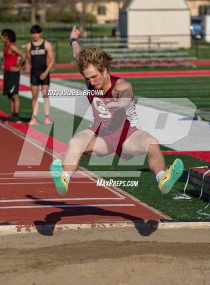 Thumbnail 1 in Bob Potter Field Events Classic (Long Jump) photogallery.