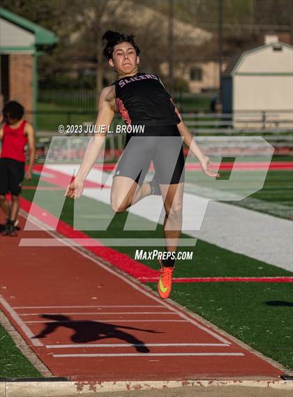 Thumbnail 2 in Bob Potter Field Events Classic (Long Jump) photogallery.