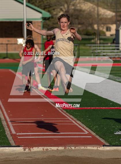 Thumbnail 3 in Bob Potter Field Events Classic (Long Jump) photogallery.