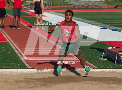 Thumbnail 3 in Bob Potter Field Events Classic (Long Jump) photogallery.