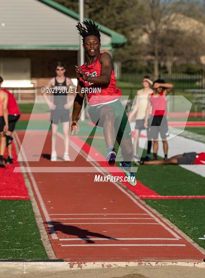 Thumbnail 2 in Bob Potter Field Events Classic (Long Jump) photogallery.