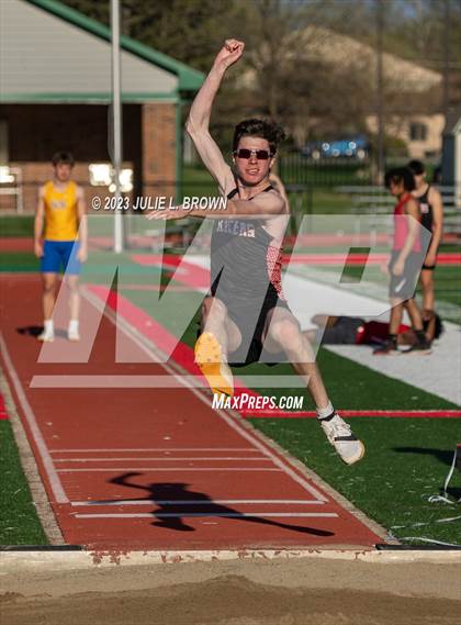Thumbnail 1 in Bob Potter Field Events Classic (Long Jump) photogallery.