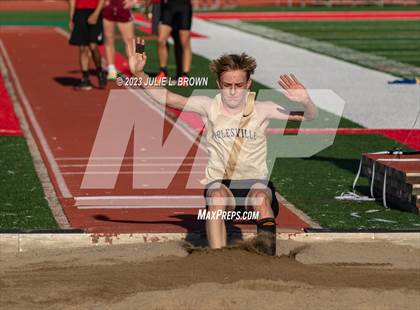 Thumbnail 3 in Bob Potter Field Events Classic (Long Jump) photogallery.