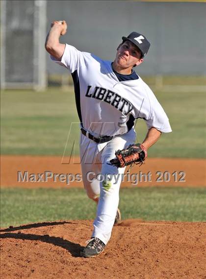 Thumbnail 2 in Dallas HSAA North @ Liberty Christian photogallery.