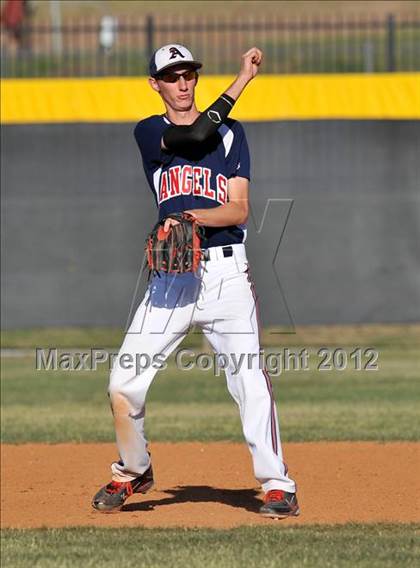 Thumbnail 3 in Dallas HSAA North @ Liberty Christian photogallery.