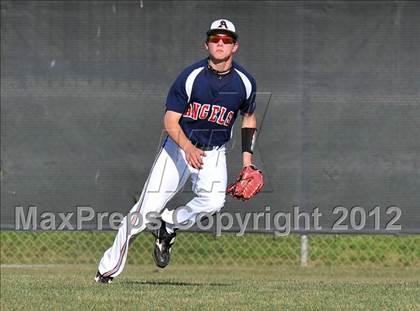 Thumbnail 2 in Dallas HSAA North @ Liberty Christian photogallery.