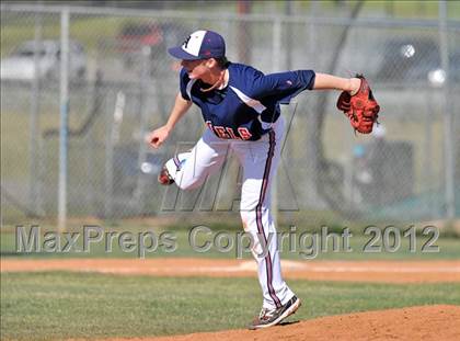 Thumbnail 1 in Dallas HSAA North @ Liberty Christian photogallery.