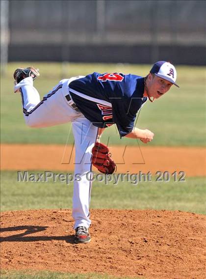 Thumbnail 2 in Dallas HSAA North @ Liberty Christian photogallery.
