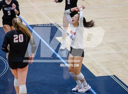 Thumbnail 2 in Hillgrove vs. Walton (GHSA 7A Semifinal) photogallery.