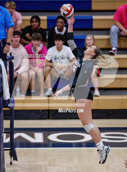 Thumbnail 1 in Hillgrove vs. Walton (GHSA 7A Semifinal) photogallery.