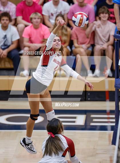 Thumbnail 3 in Hillgrove vs. Walton (GHSA 7A Semifinal) photogallery.