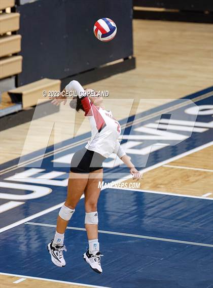 Thumbnail 3 in Hillgrove vs. Walton (GHSA 7A Semifinal) photogallery.