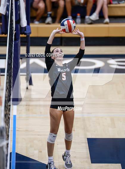 Thumbnail 1 in Hillgrove vs. Walton (GHSA 7A Semifinal) photogallery.
