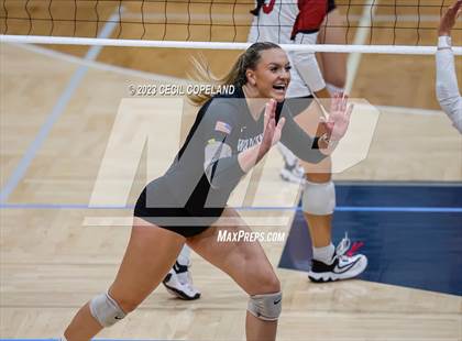 Thumbnail 2 in Hillgrove vs. Walton (GHSA 7A Semifinal) photogallery.