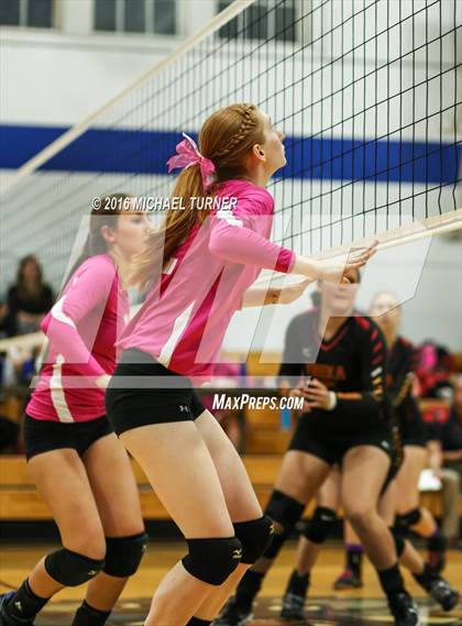Thumbnail 3 in Yreka @ University Prep photogallery.