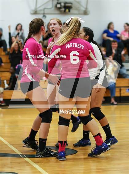Thumbnail 3 in Yreka @ University Prep photogallery.
