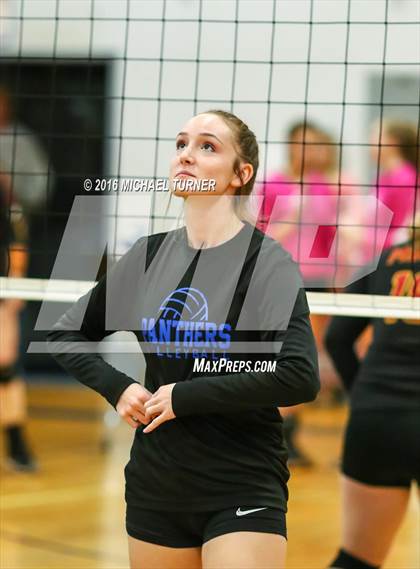Thumbnail 2 in Yreka @ University Prep photogallery.