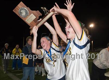 Thumbnail 3 in Barrington vs East Greenwich (RIIL Division I Final) photogallery.