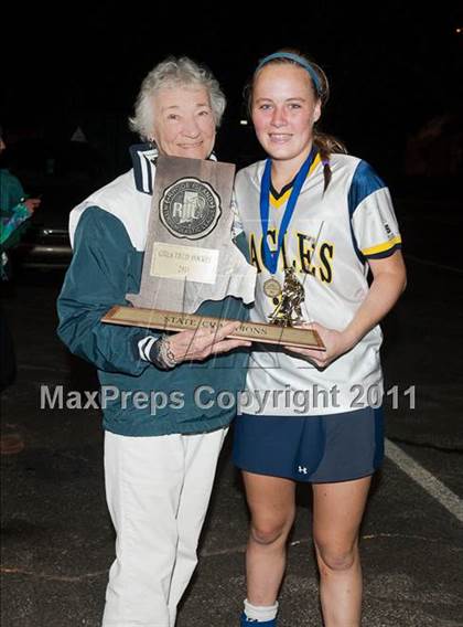 Thumbnail 2 in Barrington vs East Greenwich (RIIL Division I Final) photogallery.