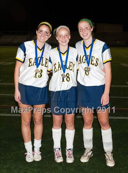 Thumbnail 1 in Barrington vs East Greenwich (RIIL Division I Final) photogallery.