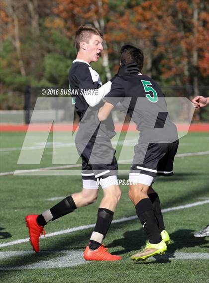 Thumbnail 2 in Bromfield vs. Sutton (MIAA Division 4 Central Final) photogallery.