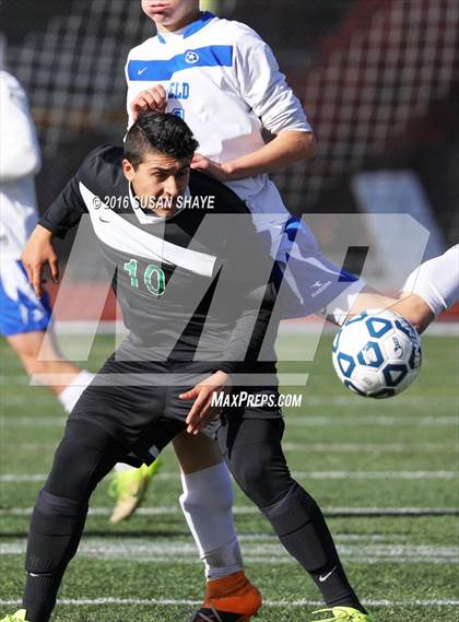 Thumbnail 3 in Bromfield vs. Sutton (MIAA Division 4 Central Final) photogallery.