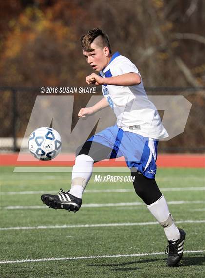 Thumbnail 1 in Bromfield vs. Sutton (MIAA Division 4 Central Final) photogallery.