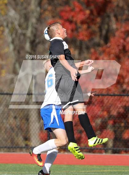 Thumbnail 1 in Bromfield vs. Sutton (MIAA Division 4 Central Final) photogallery.